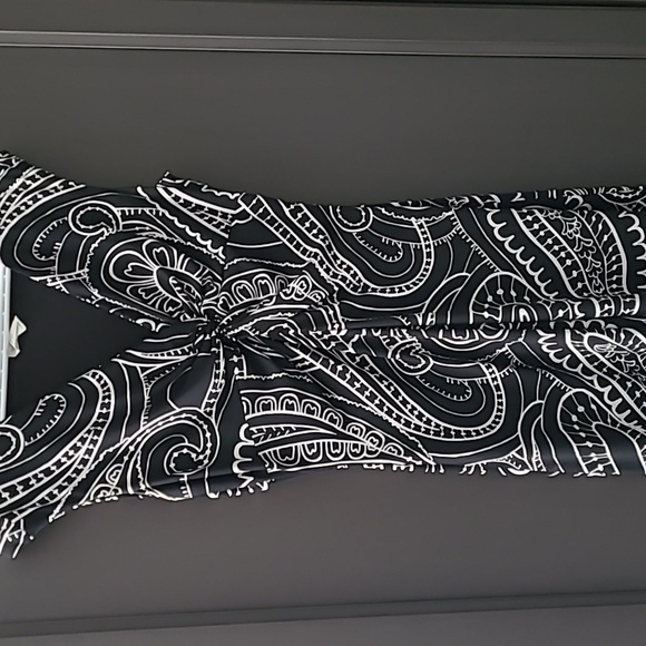 Black and white women's dress size 10 - Picture 2 of 7